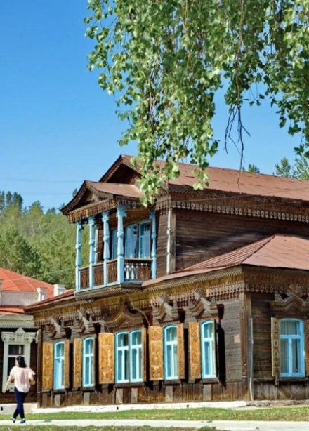 Дом с мезонином: Выставка